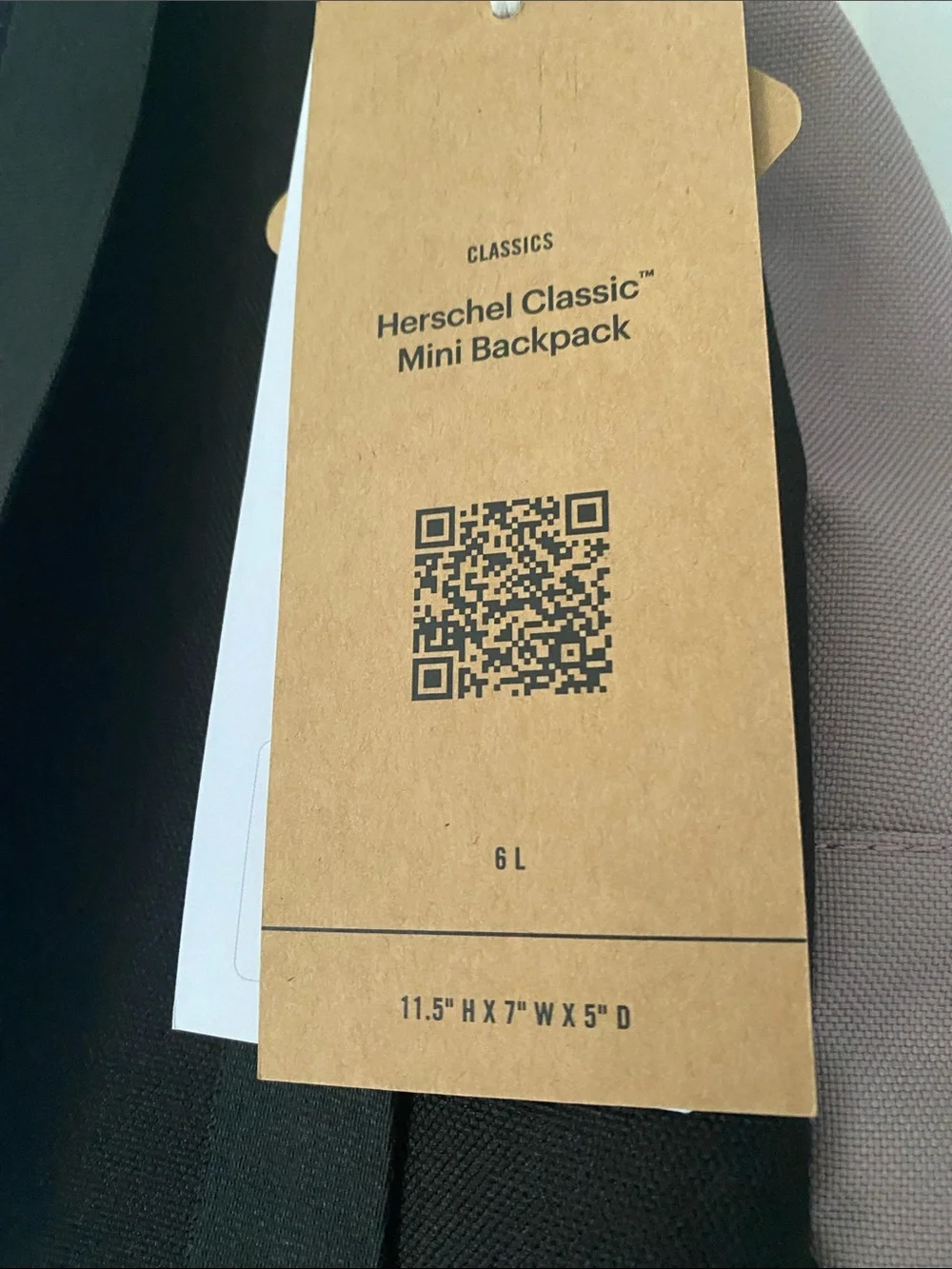 Herschel Supply Company support thearttherapist